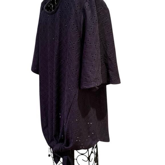 Nanette Lepore Tie Front NAVY Laser Eyelet Missy Tops Short Sleeve Size M 1676 - Picture 4 of 5